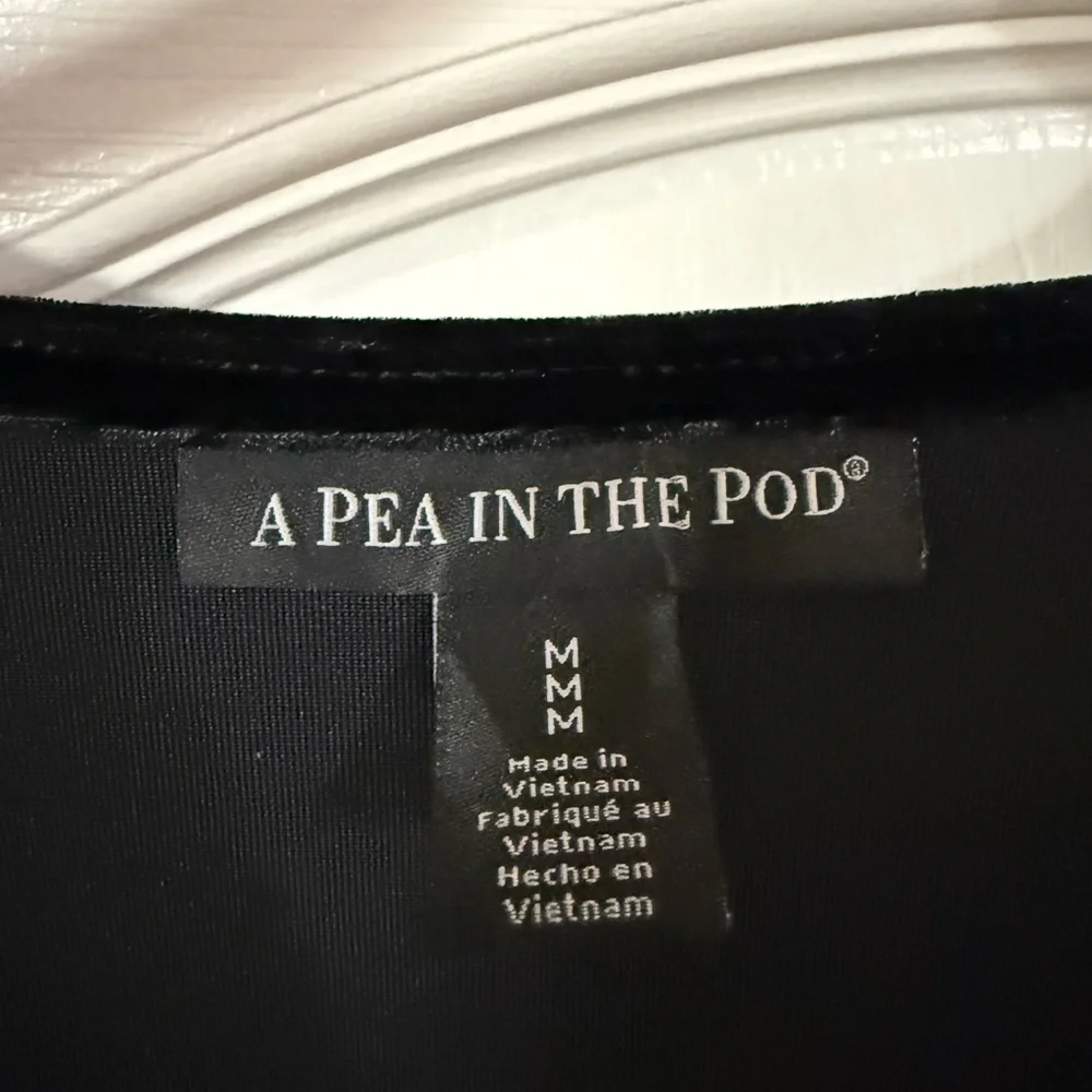 A Pea in the Pod Black Velvet Maternity Top Size M